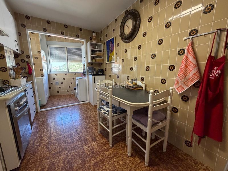 Foto e63c6626-a518-49a1-a545-c01b886995c9. Casa amb aparcament a Gátova