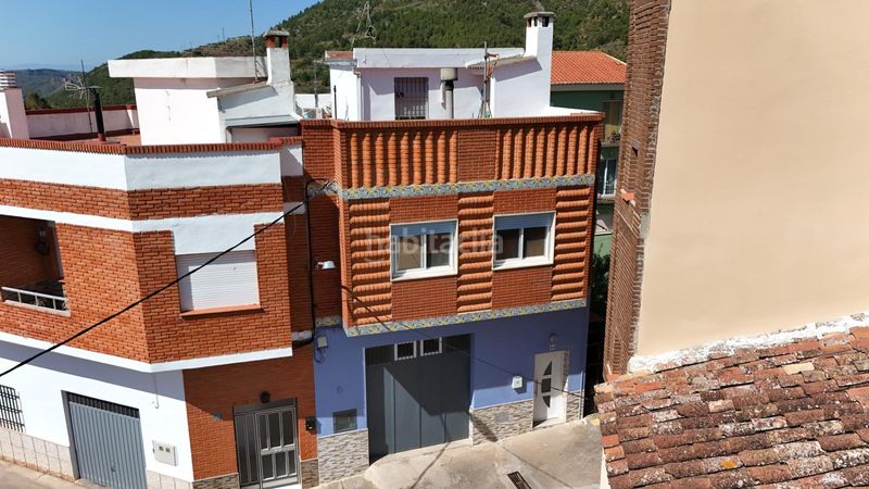 Foto e645c2a6-c916-4c5d-864d-9bea42d49d0d. Casa amb aparcament a Gátova