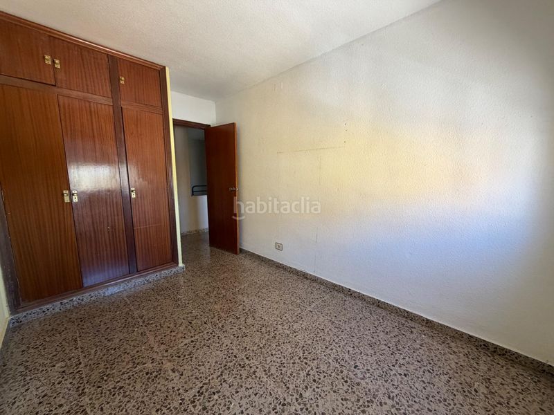 Foto 29ab2f75-7ca1-4698-99ee-65fb6993d260. Casa adossada amb aparcament a Casinos