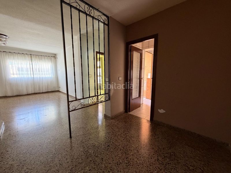 Foto 9a05fce2-3a6c-4559-8181-6edad0e547ca. Casa adossada amb aparcament a Casinos