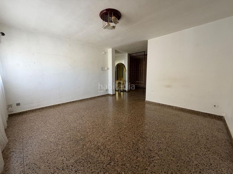 Foto c12b1d6c-80ec-4b7a-8e38-26559eae2a7f. Casa adossada amb aparcament a Casinos