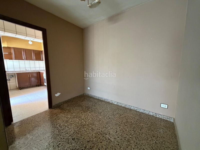 Foto d5efc71f-0ab6-4698-8e3f-54f37733c1d6. Casa adossada amb aparcament a Casinos