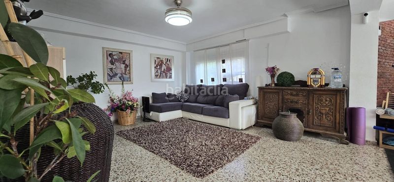 Foto afb75c39-baf1-4752-9051-7c8ee20a1ee4. Xalet amb aparcament a Olocau