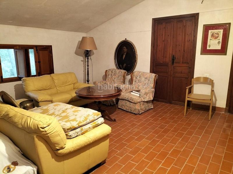 Foto 17a5a1a3-37fb-40d3-828f-f70d440b9b0d. Chalet  cercano a la población en El Pilar Ontinyent