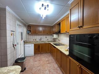 Appartement à Sant Josep-Zona Hospital. Piso en zona san josé  ontinyent