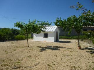Finca rústica a Sant Josep-Zona Hospital. Terreno en camí la font  ontinyent