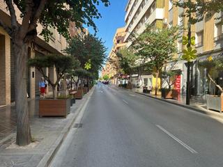 Lloguer Local Comercial a Sant Josep-Zona Hospital. Local comercial en c martínez valls  ontinyent