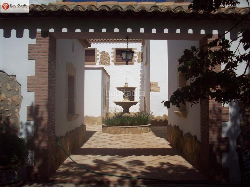 Foto 8fc4fb06-8b95-4f0d-8cf0-68eeeab2d622. Edificio finca hotel rural en Bocairent