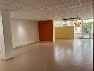 Lloguer Local Comercial a Sant Josep-Zona Hospital. Local comercial en zona san josé  ontinyent