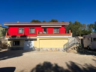 Xalet a El Pilar. Chalet en la solana  ontinyent