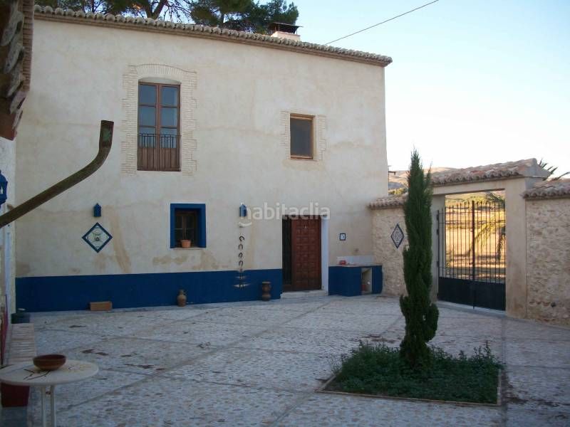 Foto 8001b44f-d355-4ba1-bfbc-8bc630a3b197. Masia a Fontanars dels Alforins