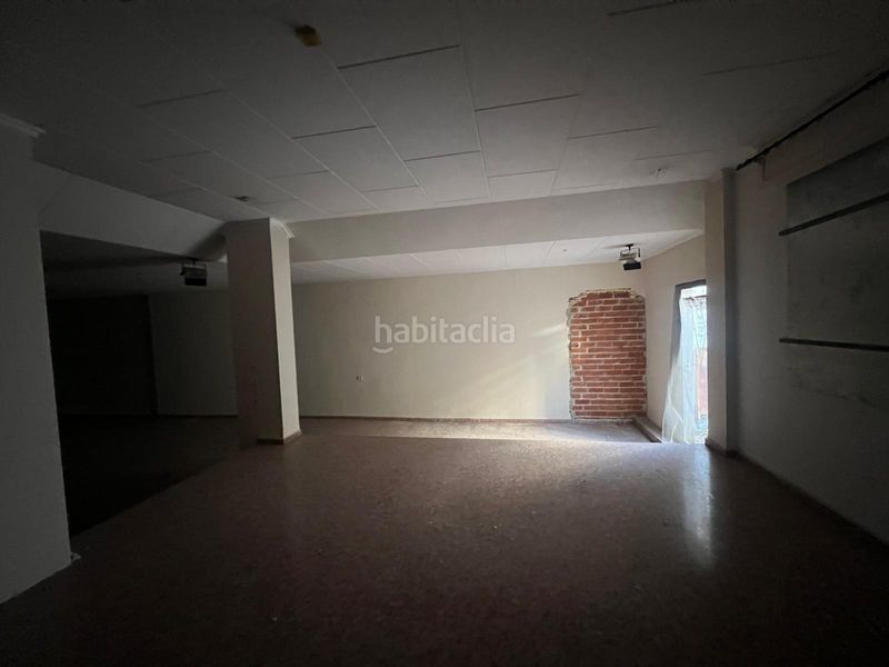 Foto d9776d8e-df79-4ed7-8034-3c6401f84a54. Local comercial a Centro Ontinyent