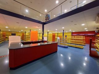Rent Industrial building in Sant Josep-Zona Hospital. Nave en alquiler en polígono el plá  ontinyent