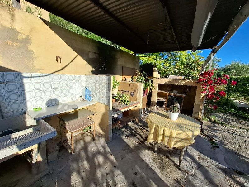 Foto c67cafd1-adbd-4551-875b-0a707bb37329. Chalet  en Agullent