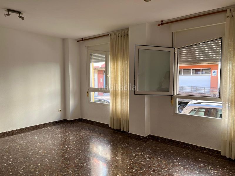 Foto 2244b9ed-74f2-4bbf-8ee8-8c0147822701. Rent flat in El Llombo Ontinyent