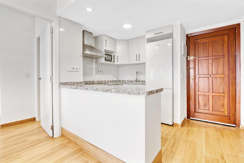 Foto 1493db03-c230-499b-b46a-0ac8d0438039. Lloguer apartament a passeig maritim neptu 27 a Playa de Gandía Gandia