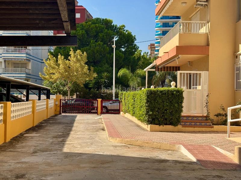 Foto 003da8db-9886-49f0-8160-e1eec95904b5. Planta baixa amb aparcament a Playa de Gandía Gandia