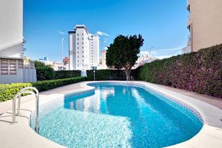 Apartament  Calle clot de la mota del 19. Apartamento en playa de gandia