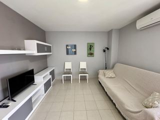 Affitto Piccolo appartamento in Playa de Gandía. Apartamento semireformado en playa de gandia  alquiler temporada