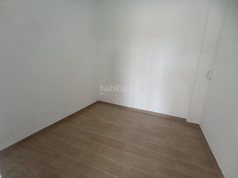 Foto cd85d5c0-e739-46a8-8357-9c806afce1c6. Local comercial a Sant Antoni Cullera