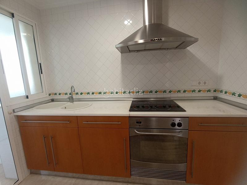 Foto 16bfd929-4d84-4abb-830d-90762fba89f3. Àtic amb calefacció aparcament piscina a Racó Cullera