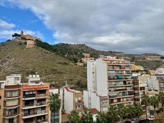 Apartament a Sant Antoni. Playa de san antonio vistas lejanas al mar y al castillo de cull