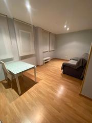 Apartament a Favara. Centro del pueblo de favara 3 habitaciones y 2 baños garaje y tr