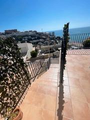 Casa adossada en El Faro. Playa del cap blanc en excelente estado vistas al mar y a la mon