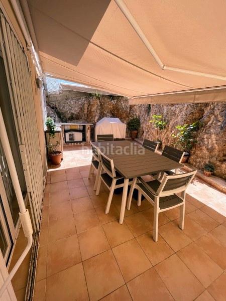 Foto 1ded9fb2-edb6-497d-b157-79cb10ae5124. Casa adossada amb calefacció aparcament piscina a Cullera