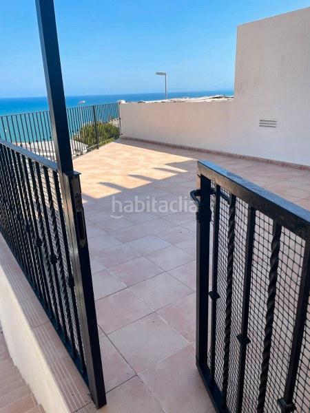 Foto aa2f5f79-7835-411c-95f6-c08f975465a9. Casa adossada amb calefacció aparcament piscina a Cullera