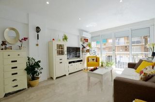 Apartament a Sant Antoni. Playa de san antonio reformado y amueblado a 100 metros del mar