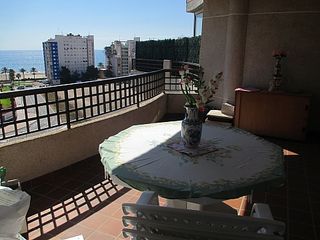 Àtic a Sant Antoni. Ático con vistas estupendas al mar y a la montaña con piscina y