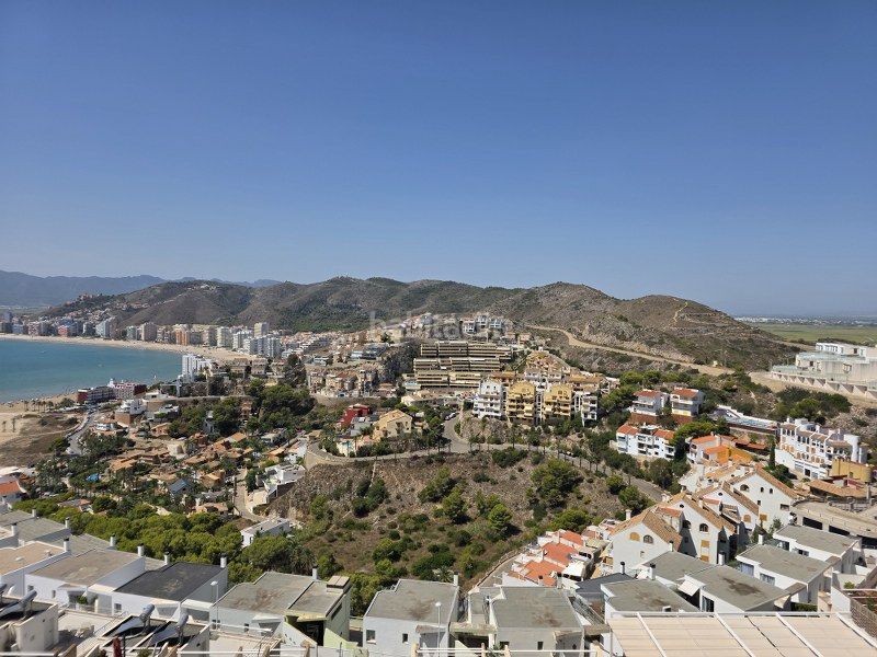Foto 44e3f03d-6d1c-4f36-b43d-247454bf9dff. Apartament amb calefacció aparcament piscina a El Faro Cullera