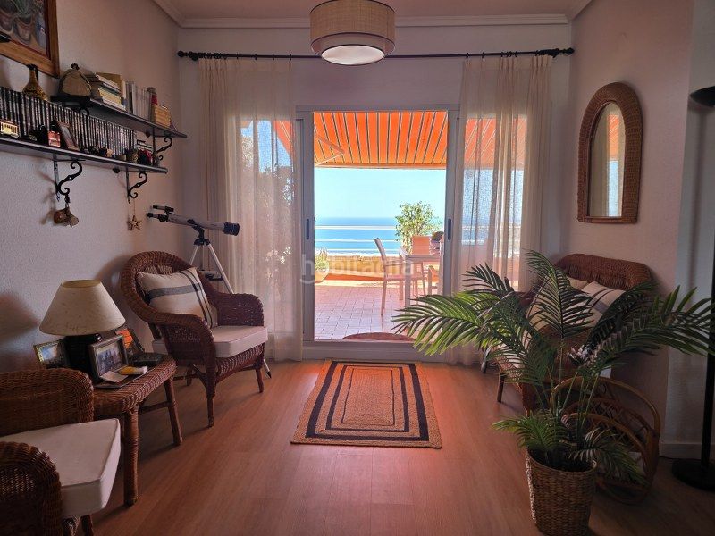 Foto 8f1261c2-7fe4-4094-bef3-964add796660. Apartament amb calefacció aparcament piscina a El Faro Cullera