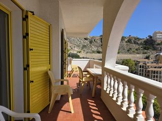 Chalet en El Faro. Chalet independiente con vistas al mar en la playa del cap blanc