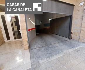 Aparcament cotxe  Calle de felipe bellver. Plaza de garaje en felipe bellver en primer sotano