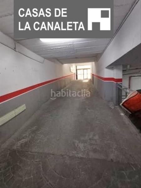 Foto a2d4d01d-b527-4299-88e2-647d8e393d96. Aparcament cotxe a La Constitución-Canaleta Mislata