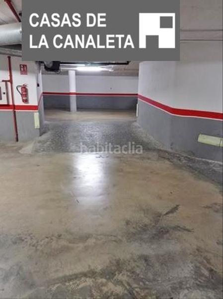 Foto e74ccde0-4732-428e-a42a-6e47d9f00eb3. Aparcament cotxe a La Constitución-Canaleta Mislata