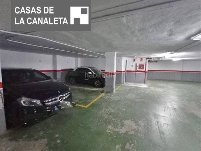 Foto e79731e6-d14e-4883-8996-82ccd718fa05. Aparcament cotxe a La Constitución-Canaleta Mislata