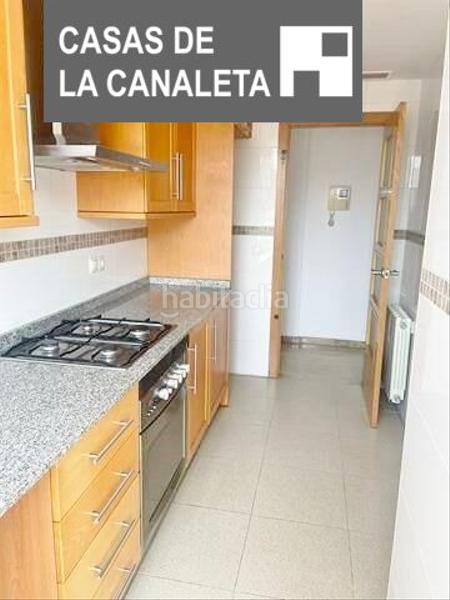 Foto 5a375d01-daf5-4560-b5d4-b4dab3601ca0. Piso vivienda con garaje muy exclusiva, de lujo! junto al lago del parque cabecera en Mislata