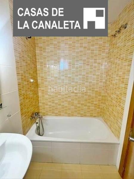 Foto 8b3bd24c-b698-436e-99e6-eefdf79fc5f9. Piso vivienda con garaje muy exclusiva, de lujo! junto al lago del parque cabecera en Mislata