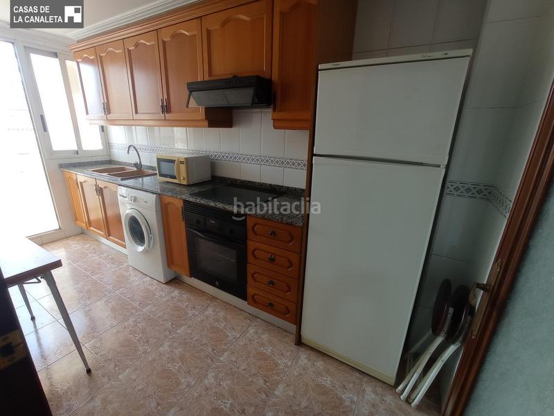 Foto 2f8eb3be-7c8f-4b55-ada5-ab81301a7b7c. Affitto appartamento con parcheggio in La Constitución-Canaleta Mislata