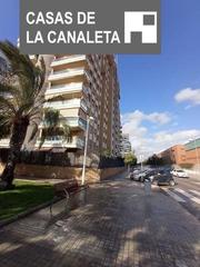 Aparcament cotxe a La Constitución-Canaleta. Se vende plaza de garaje en sequia de favara