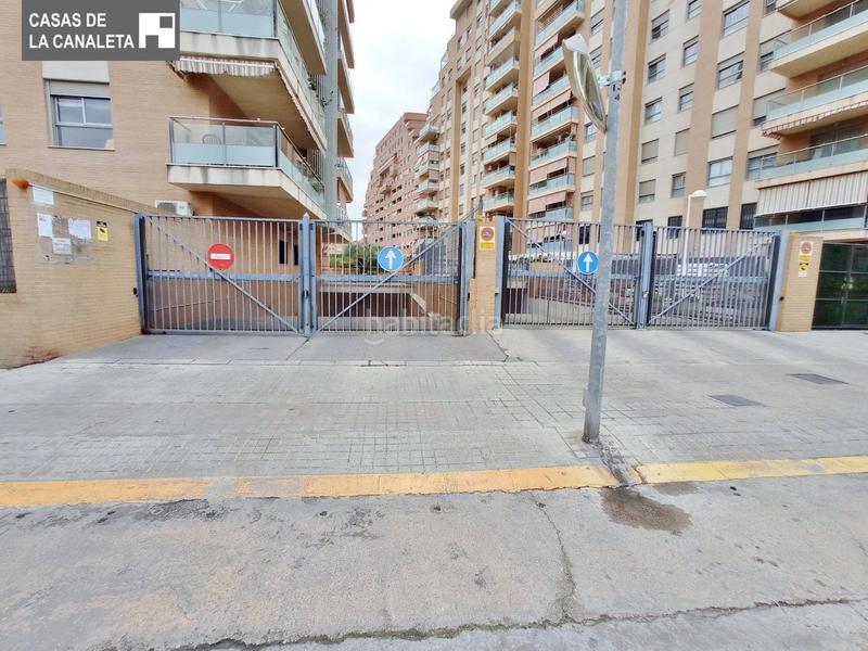 Foto 95d6e56b-484e-4618-8e2c-9454d224ca47. Aparcament cotxe a La Constitución-Canaleta Mislata