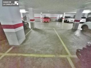 Rent Car parking in La Constitución-Canaleta. Se alquila plaza de garaje en sequia de favara