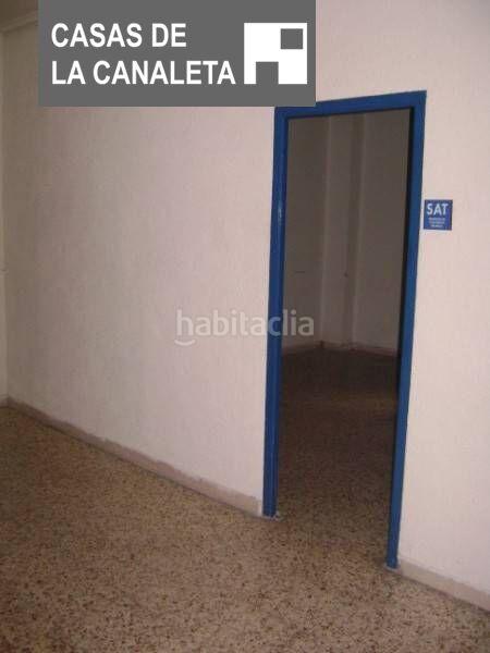 Foto c7eefcbb-def1-431f-a874-c111839380af. Lloguer local comercial a Juzgados Mislata