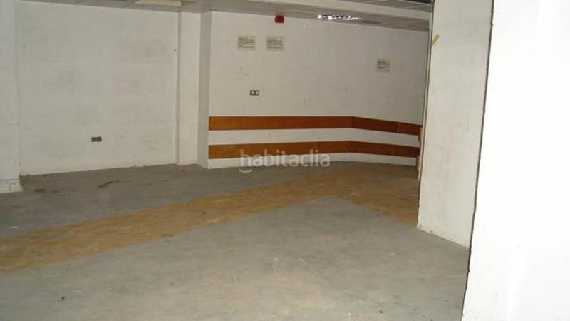 Foto 54702010-94e2-4b1c-bd3f-281b309054c1. Alquiler local comercial local muy bien situado, junto ayuntamiento en Mislata