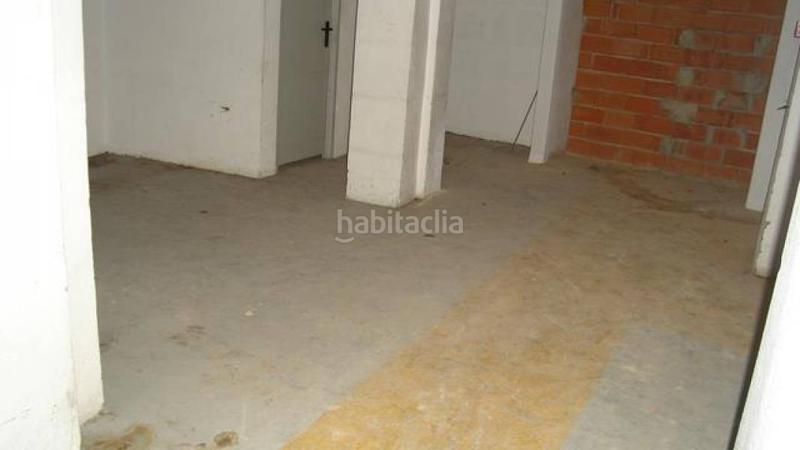 Foto 6de6c42f-58fe-468e-8316-56738311b77b. Alquiler local comercial local muy bien situado, junto ayuntamiento en Mislata