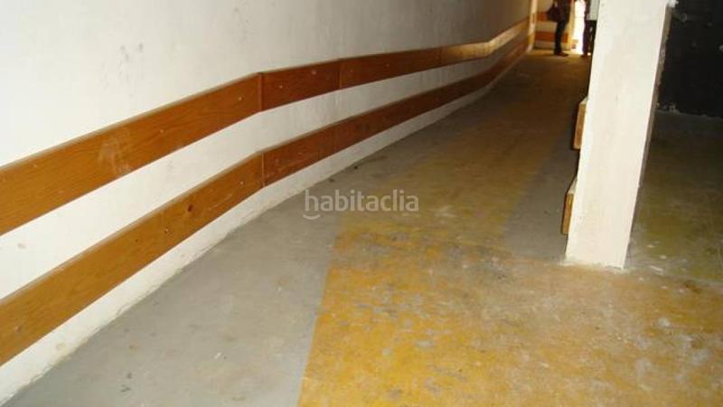 Foto ee5abd31-7caf-48ac-803b-b7faf415c969. Alquiler local comercial local muy bien situado, junto ayuntamiento en Mislata