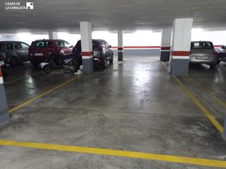 Parking coche en La Constitución-Canaleta. Plaza garaje zona regacho